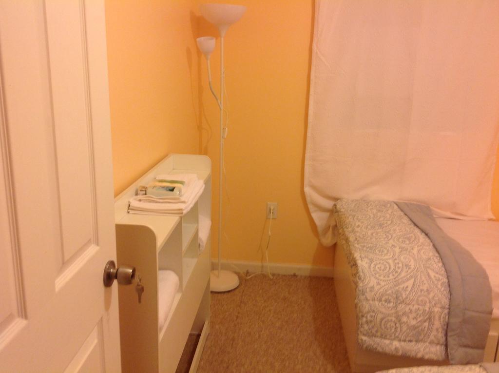 Mojoy Homesuites At Runyon 뉴어크 외부 사진