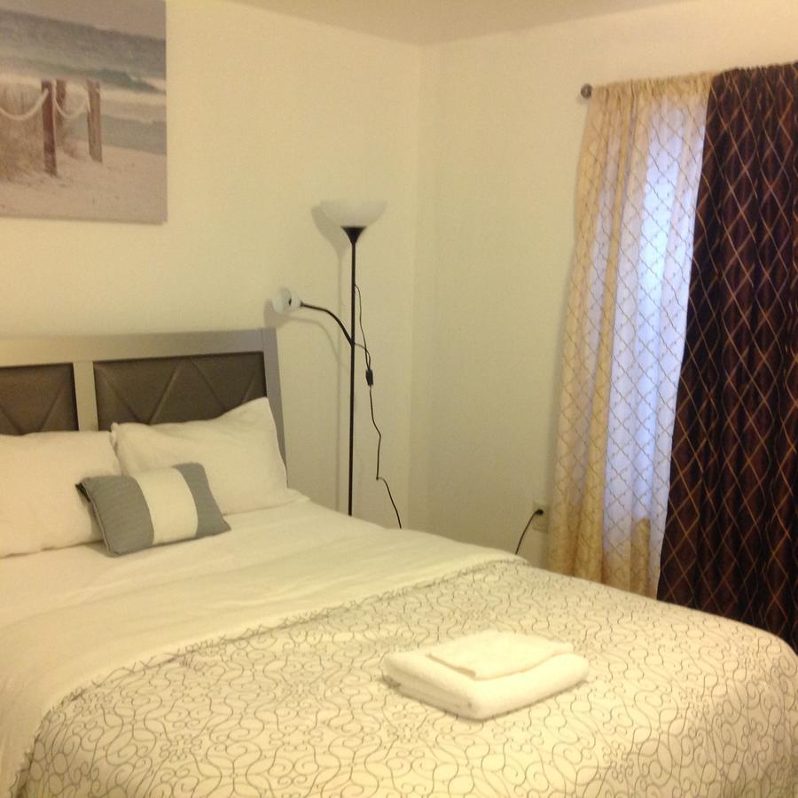 Mojoy Homesuites At Runyon 뉴어크 외부 사진