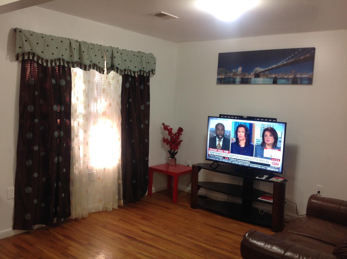 Mojoy Homesuites At Runyon 뉴어크 외부 사진